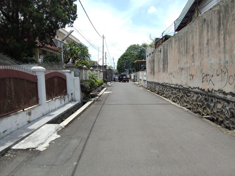 Rumah Kos Kosan di Sekitar Kantor SAMSAT Soekarno Hatta