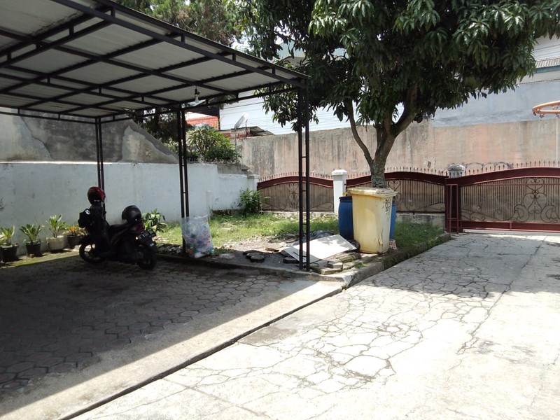 Rumah Kos Kosan di Sekitar Kantor SAMSAT Soekarno Hatta