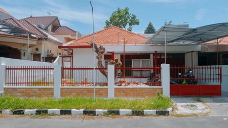 Dijual Cepat Rumah Strategis di Jalan Manyar Airdas - Mulyorejo, Surabaya