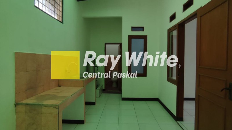 Rumah Nyaman di Taman Cibaduyut Bandung