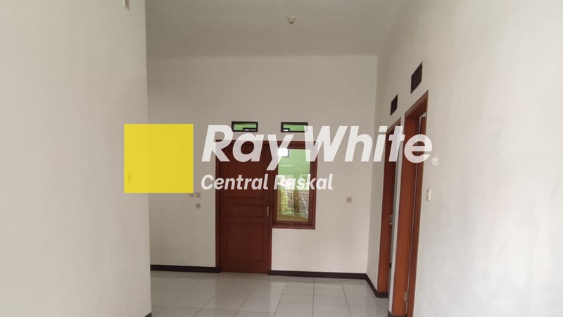 Rumah Nyaman di Taman Cibaduyut Bandung