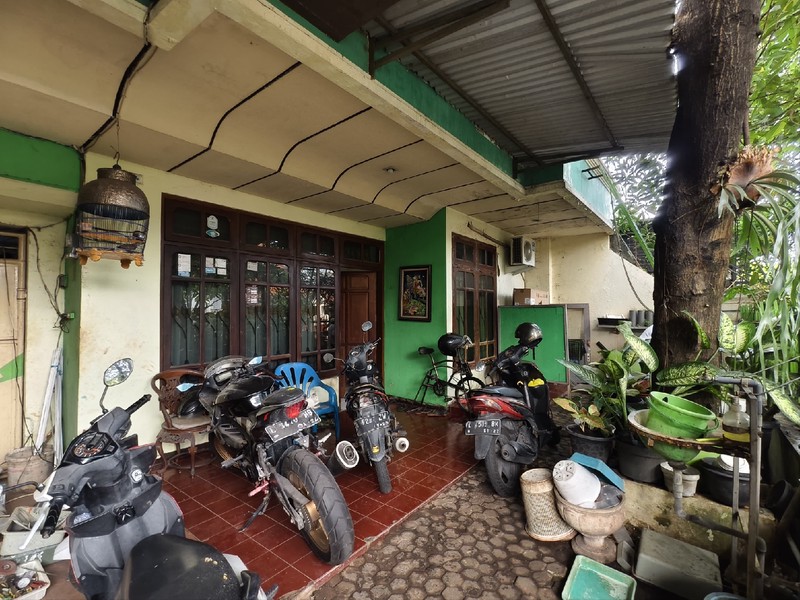 rumah dijual di surabaya timur harga 1 milyar