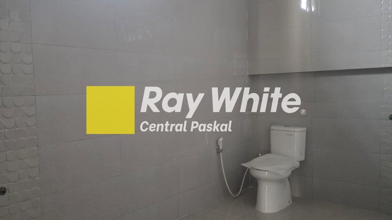 Rumah Nyaman di Ciwaruga Bandung