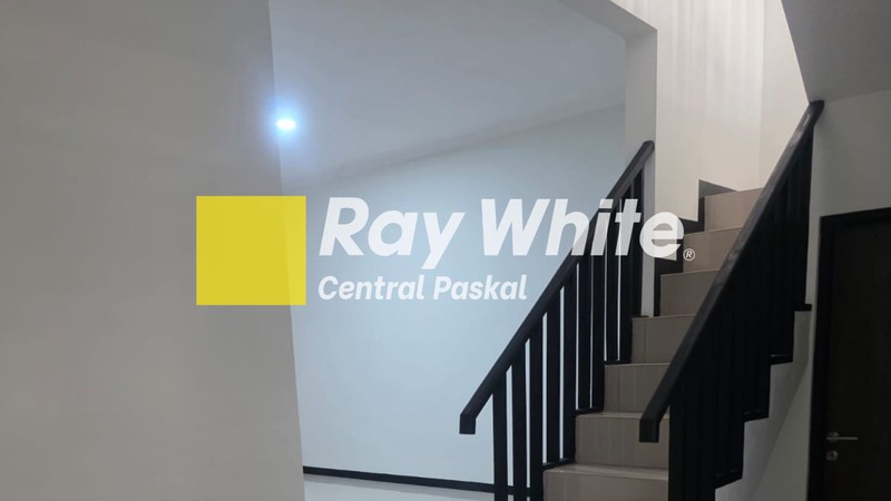 Rumah Nyaman di Ciwaruga Bandung