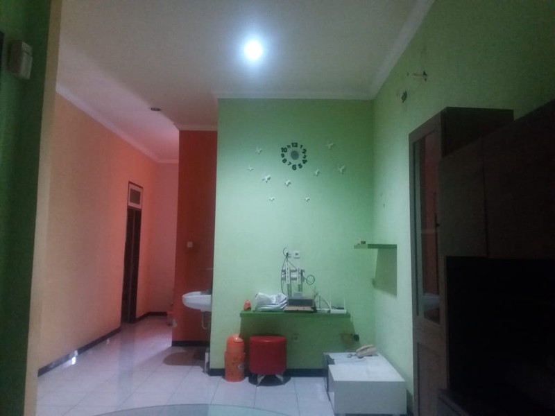 rumah dijual di surabaya timur harga 1 milyar