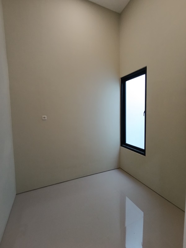 rumah dijual di surabaya timur harga 1 milyar