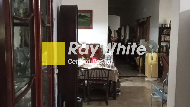Rumah Tinggal Luas dan Banyak Outdoor di Pondok Indah Jakarta