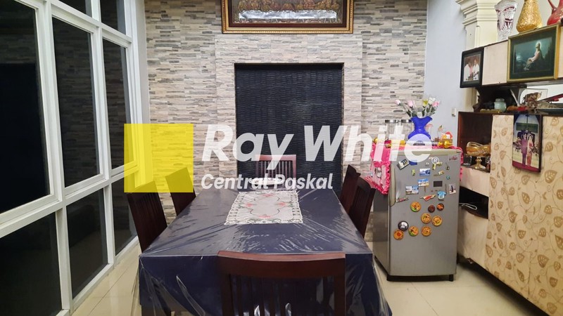 Rumah Tinggal di Komplek Town Place Baros Kota Cimahi
