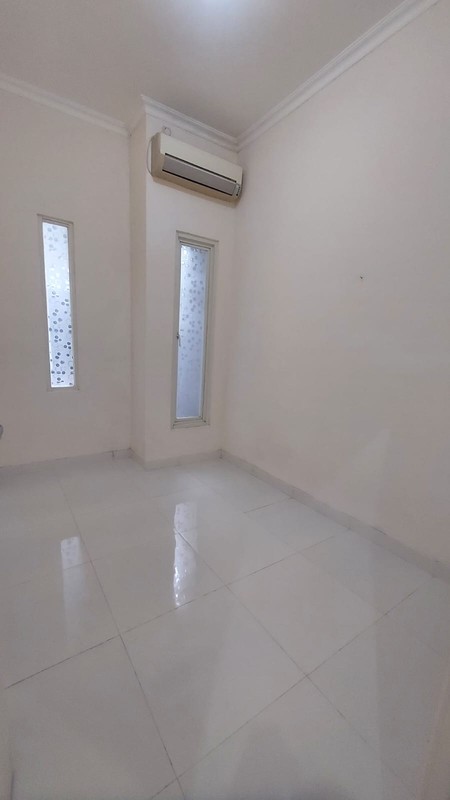  rumah dijual di surabaya timur harga 1 milyar