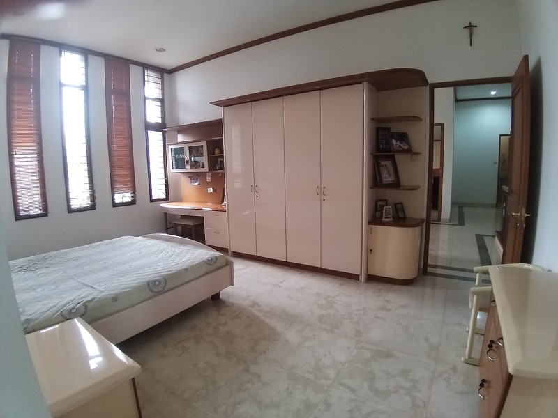 Rumah Mewah 2 lantai di kompleks Exclusive Budiasih Sukajadi