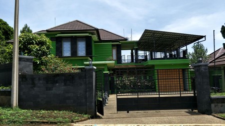 Villa Asri dengan Halaman Luas Lingkungan Nyaman @Bandung Barat, Bandung