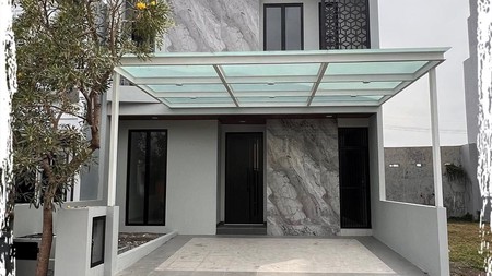 Dijual Rumah Dian Istana Wiyung Surabaya