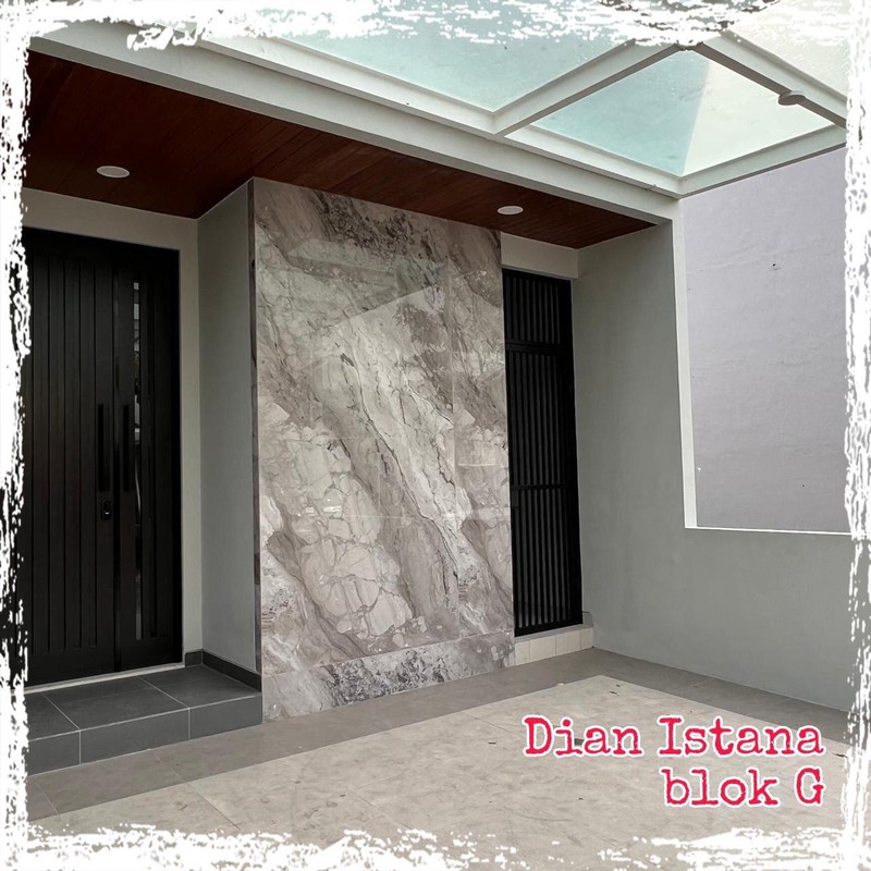Dijual Rumah Dian Istana Wiyung Surabaya