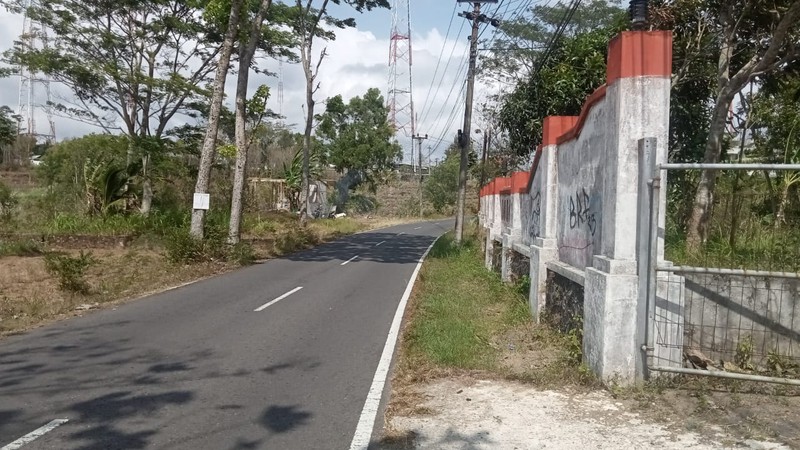 Tanah & Bangunan Berada di Pusat Telekomunikasi dan Area Wisata Nglanggeran