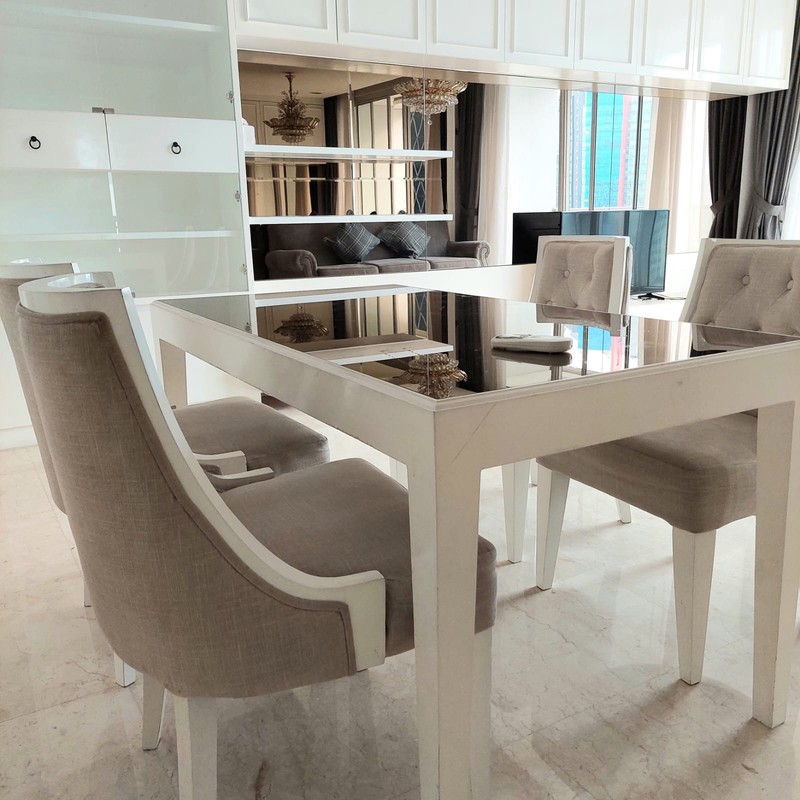 Dijual Apartemen Lokasi Strategis Di The Empyreal Apartment, Setiabudi, Jakarta Selatan