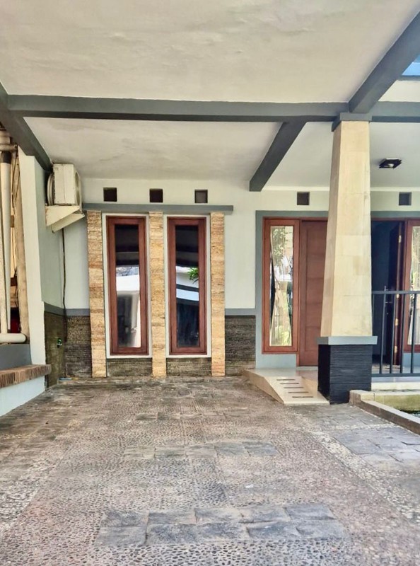 Rumah Siap Huni di Bintaro Jaya Posisi HOOK Surat SHM KT 3+1 dan KM 1+1 @Bintaro Sektor 9