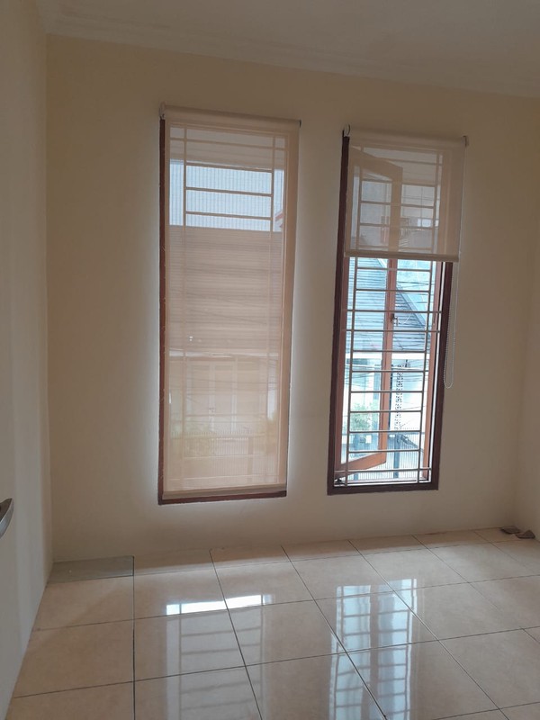 Dijual Rumah/Kantor 2,5 Lantai Di Bendungan Lihir, Jakarta Pusat