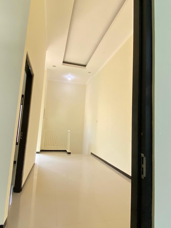 Jual Ruko Murah di Rungkut Surabaya - 2 Lantai, 80 m&#xb2;, Bebas Banjir