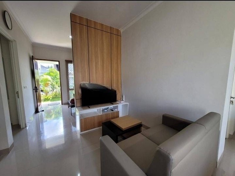 Rumah Mewah Furnish Dekat Artos Mall, Mertoyudan Magelang