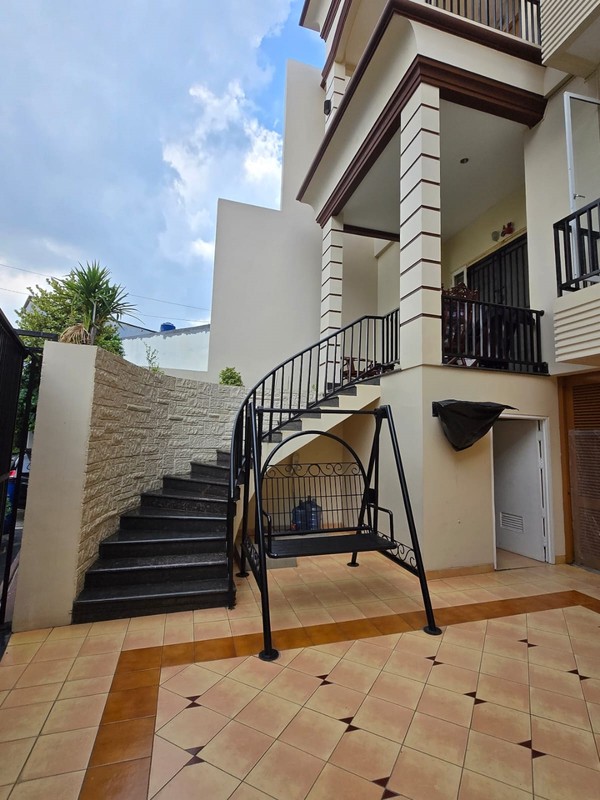 Rumah semi f  3 lt Sunter