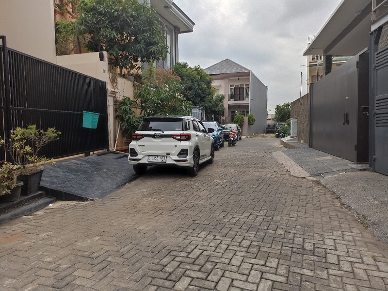 Rumah semi f  3 lt Sunter