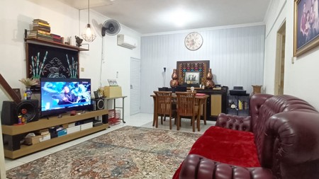 Rumah Cantik di Bintaro Jaya LT 120 LB 90 Sertifika SHM