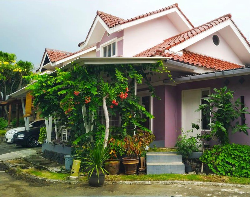 Rumah Cantik di Bintaro Jaya LT 120 LB 90 Sertifika SHM