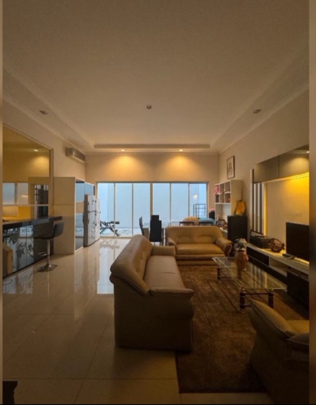 4 Milyar-an Dijual Rumah Araya 1 Galaxy Bumi Permai Surabaya Timur Bonus Full Furnished Mewah Modern Strategis Row Jalan Lebar - SHM