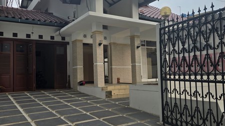 Rumah Hunian 3BR Di Daerah Kebayoran Baru, Jakarta Selatan