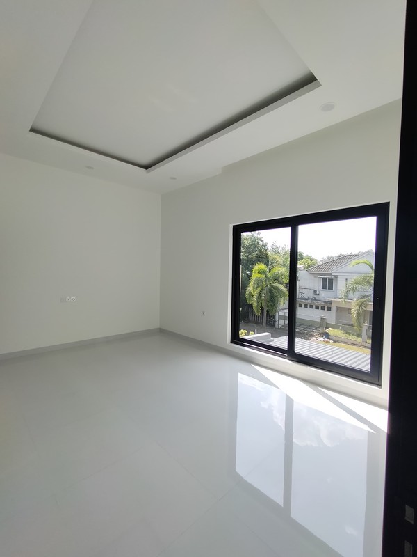 BRAND NEW HOUSE di PUSPITA LOKA, BSD dekat Al-Azhar