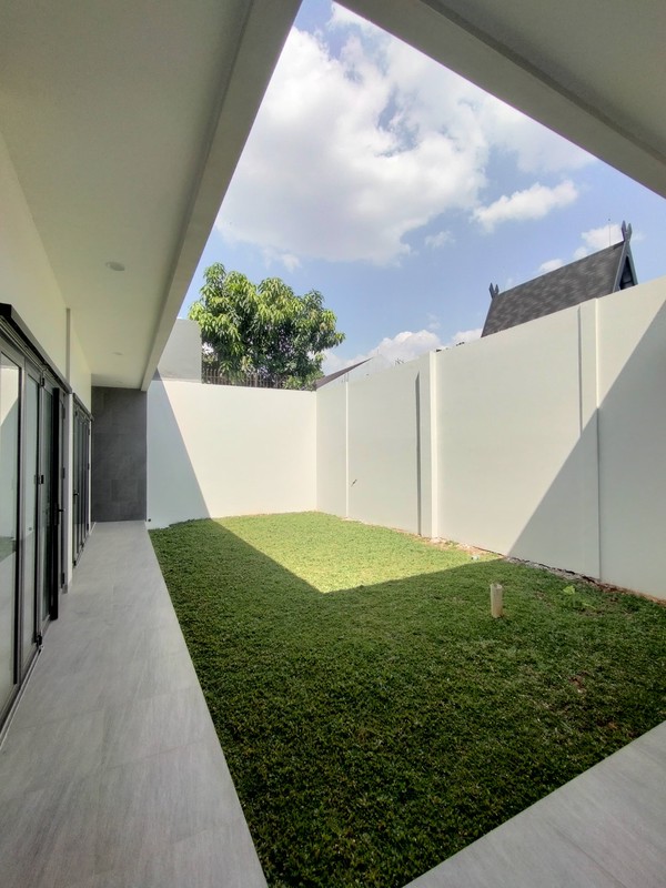 BRAND NEW HOUSE di PUSPITA LOKA, BSD dekat Al-Azhar