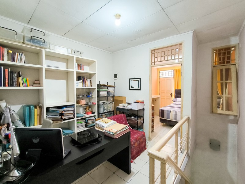 Rumah dalam cluster,securty 24 jam,jalan lebar di Bintaro Jaya 9.