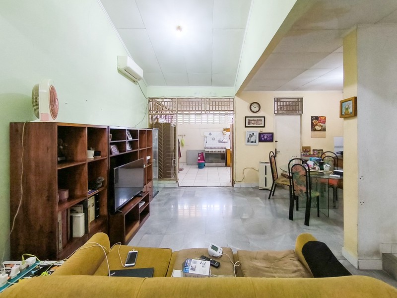 Rumah dalam cluster,securty 24 jam,jalan lebar di Bintaro Jaya 9.