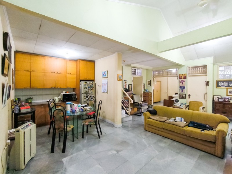 Rumah dalam cluster,securty 24 jam,jalan lebar di Bintaro Jaya 9.