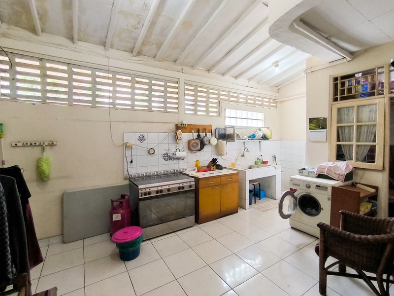 Rumah dalam cluster,securty 24 jam,jalan lebar di Bintaro Jaya 9.