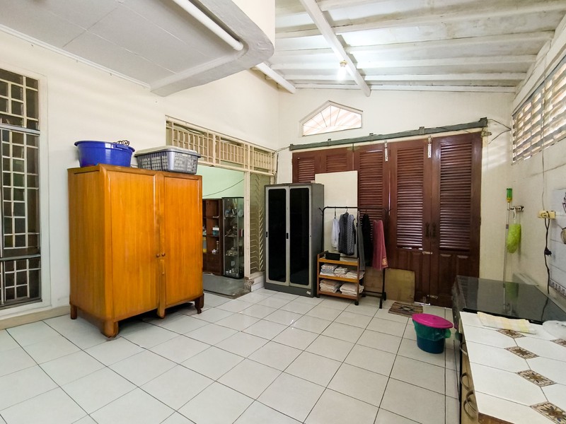 Rumah dalam cluster,securty 24 jam,jalan lebar di Bintaro Jaya 9.