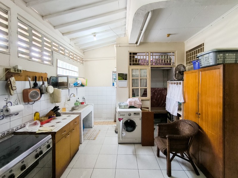 Rumah dalam cluster,securty 24 jam,jalan lebar di Bintaro Jaya 9.