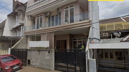 Dijual Rumah Di jalan Lesti Surabaya