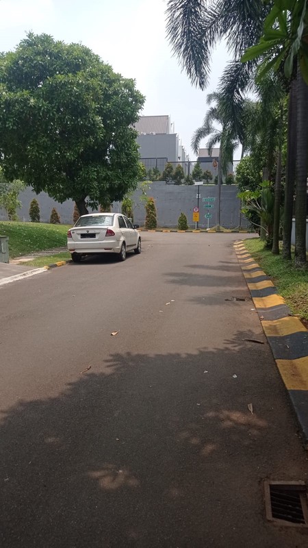 Rumah rapi di Puspita Loka BSD