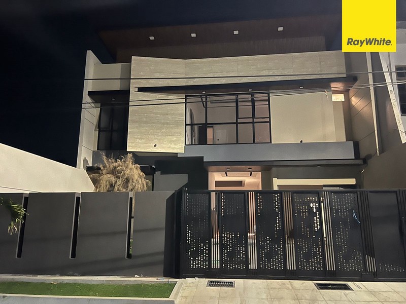 Dijual Rumah Baru di Kertajaya Indah Timur Surabaya