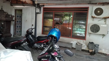 Rumah + Kantor Strategis Hadap Utara di Kertajaya Surabaya - SHM Lengkap