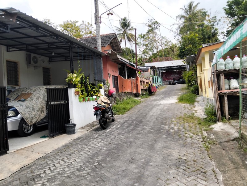 Rumah Dalam Perum Bangunjiwo Sejahtera, Lokasi Dekat Jiwajawi Jogjakarta