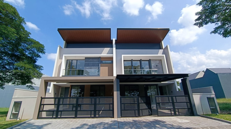 Dijual Rumah Baru Graha Natura Surabaya Barat 