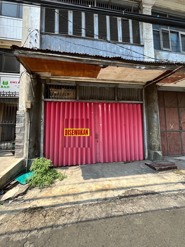 Ruko 3 lantai di Jalan Waspada,Pabean Cantikan,Surabaya
