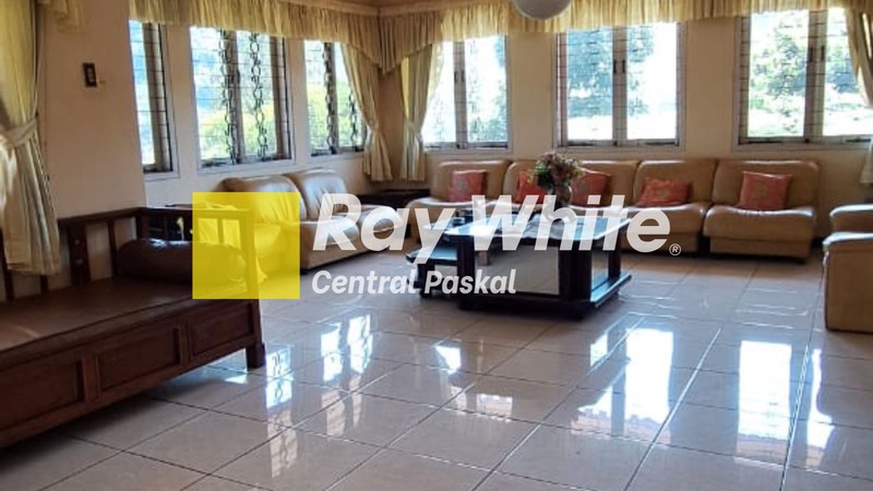 Rumah - Villa Kolonel Masturi Lembang