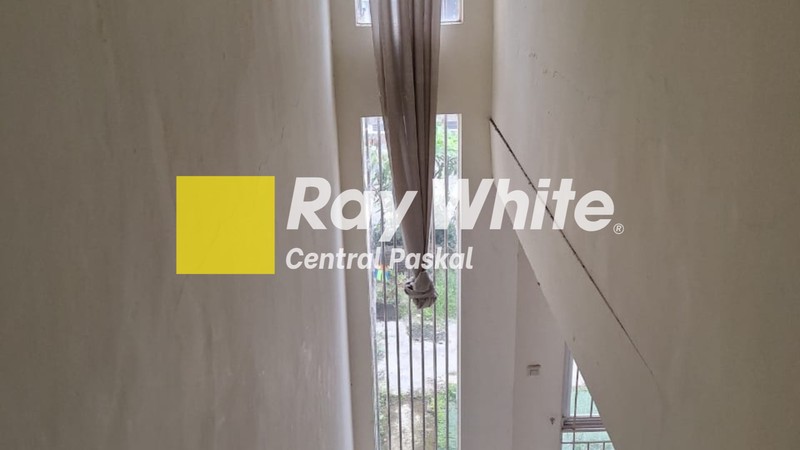 Rumah 2 Lantai di Anatapani Kota Bandung