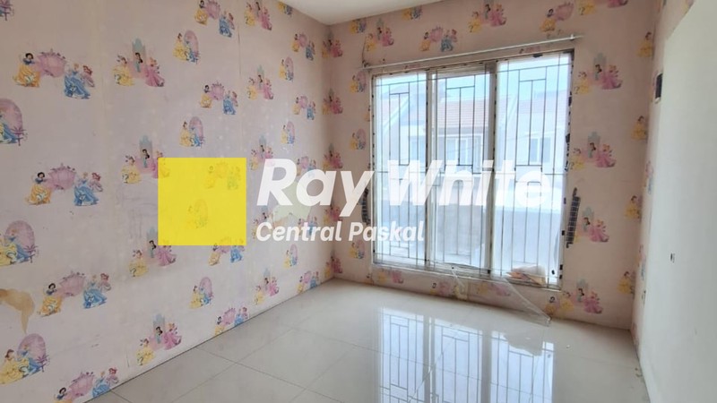 Rumah 2 Lantai di Anatapani Kota Bandung