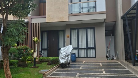Rumah Modern dalam Cluster di Cibubur - Dekat Mall dan Tol