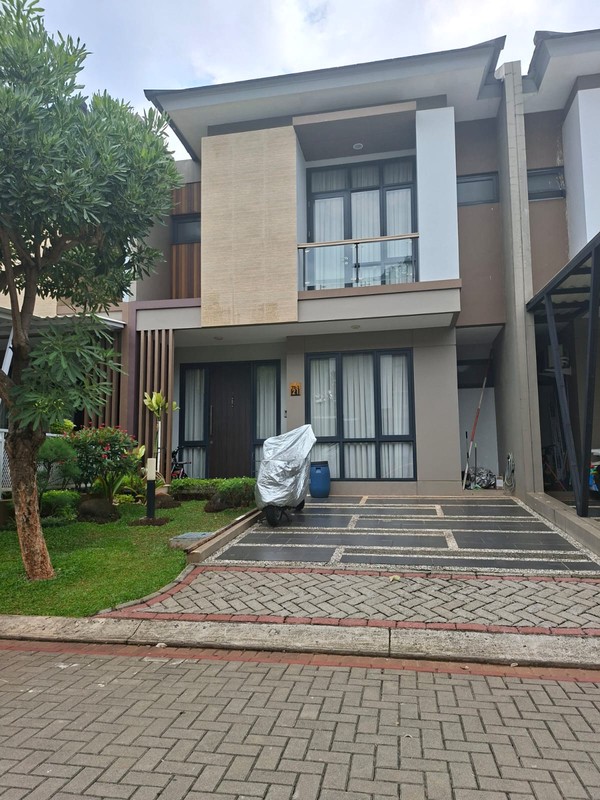 Rumah Modern dalam Cluster di Cibubur - Dekat Mall dan Tol