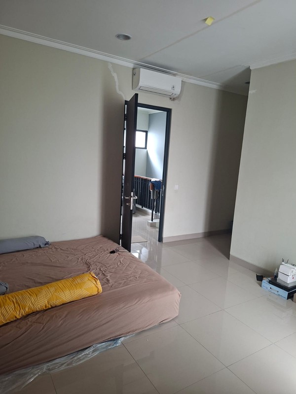 Rumah Modern dalam Cluster di Cibubur - Dekat Mall dan Tol